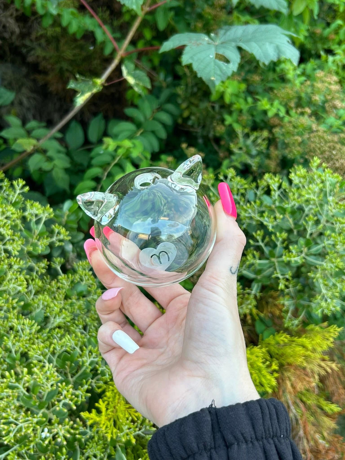 Glass Whisker/Feather Bank